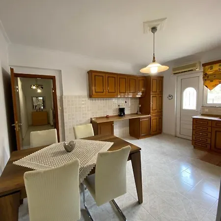 شقة Kasteli Cozy House أرخانجلوس