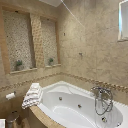 Kasteli Cozy House * أرخانجلوس