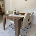 Kasteli Cozy House