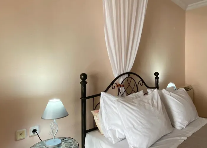 Kasteli Cozy House * Архангелос