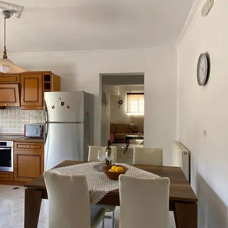 Kasteli Cozy House Apartment *